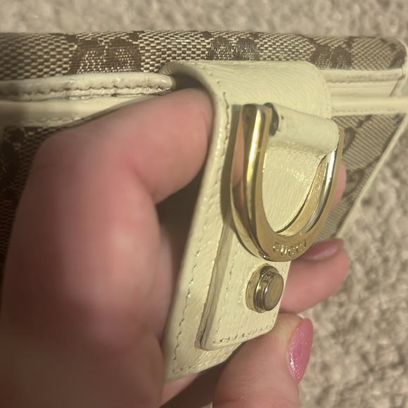 Gucci Wallet - Picture 5 of 11